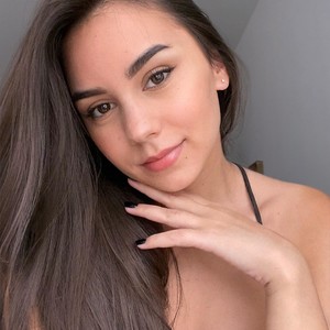 IntrigueeMe video